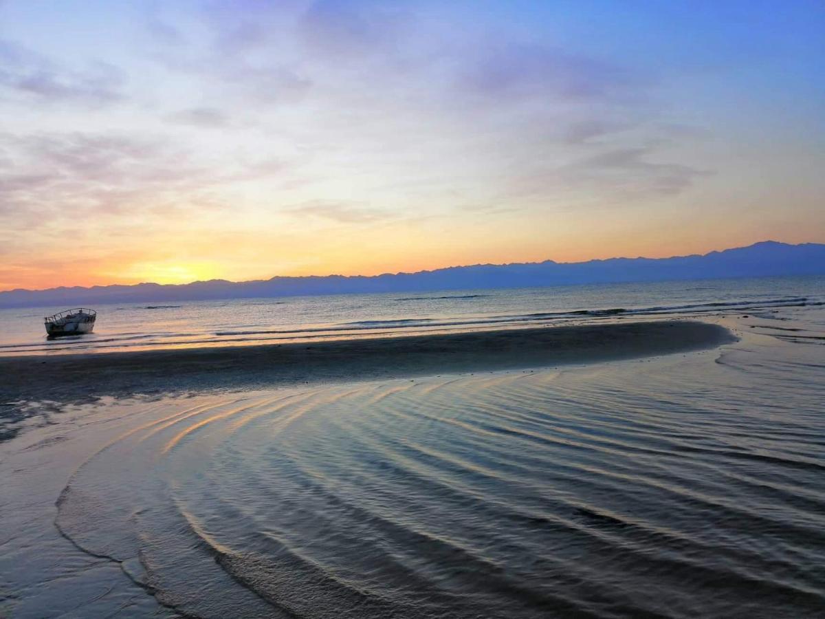Sebaii Camp السباعى كامب شاطئ الترابين بجوار ويت بالس Vandrehjem Nuweiba` Eksteriør billede